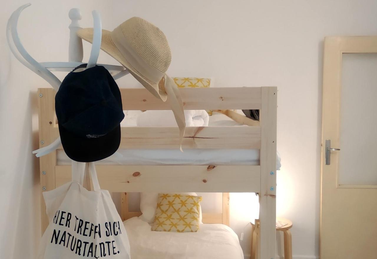 Apt Slow City Hostel Pontevedra Eksteriør billede