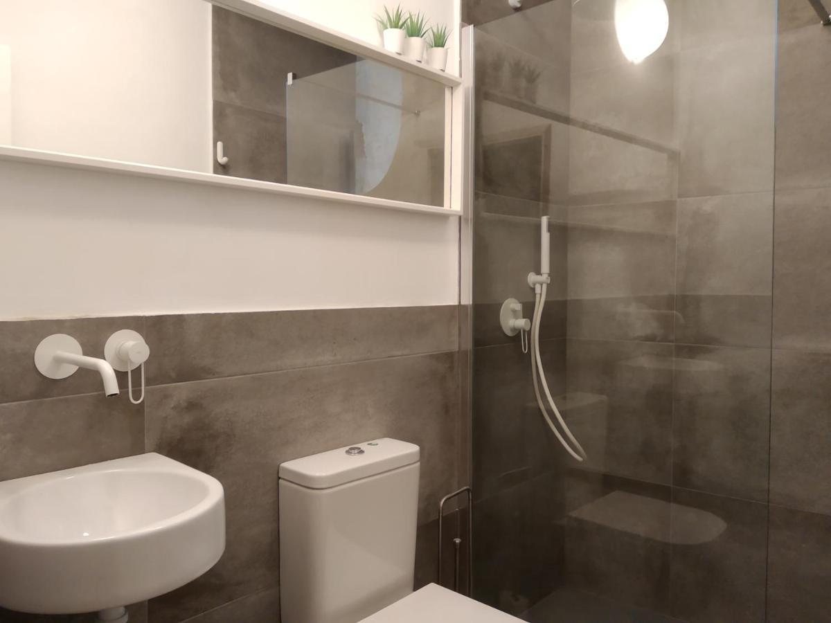 Apt Slow City Hostel Pontevedra Eksteriør billede