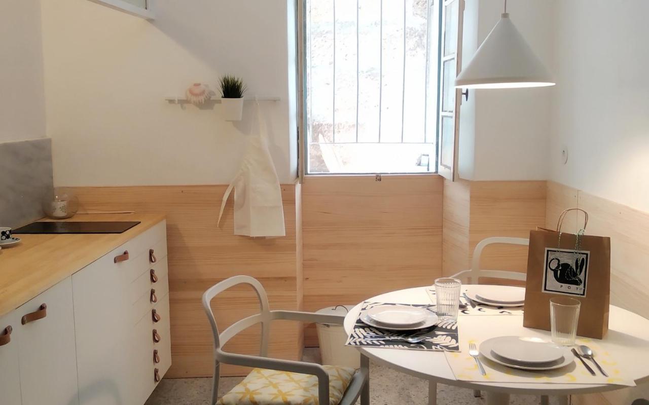 Apt Slow City Hostel Pontevedra Eksteriør billede